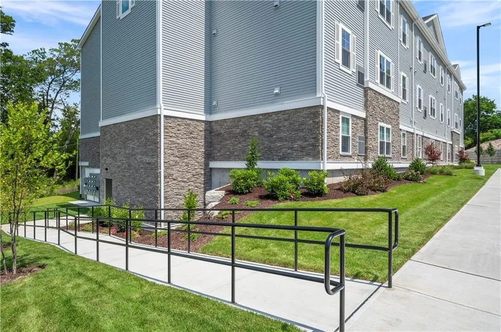 36 Old Louisquisset Pike North Smithfield RI 02896