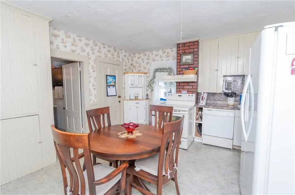 42 Steere Farm Road Burrillville RI 02830