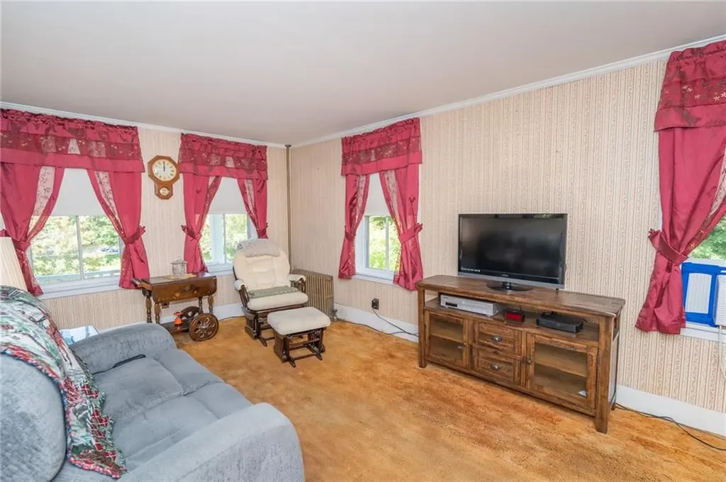 42 Steere Farm Road Burrillville RI 02830