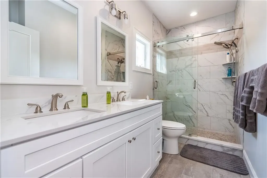 1 Hampton Road Coventry RI 02816