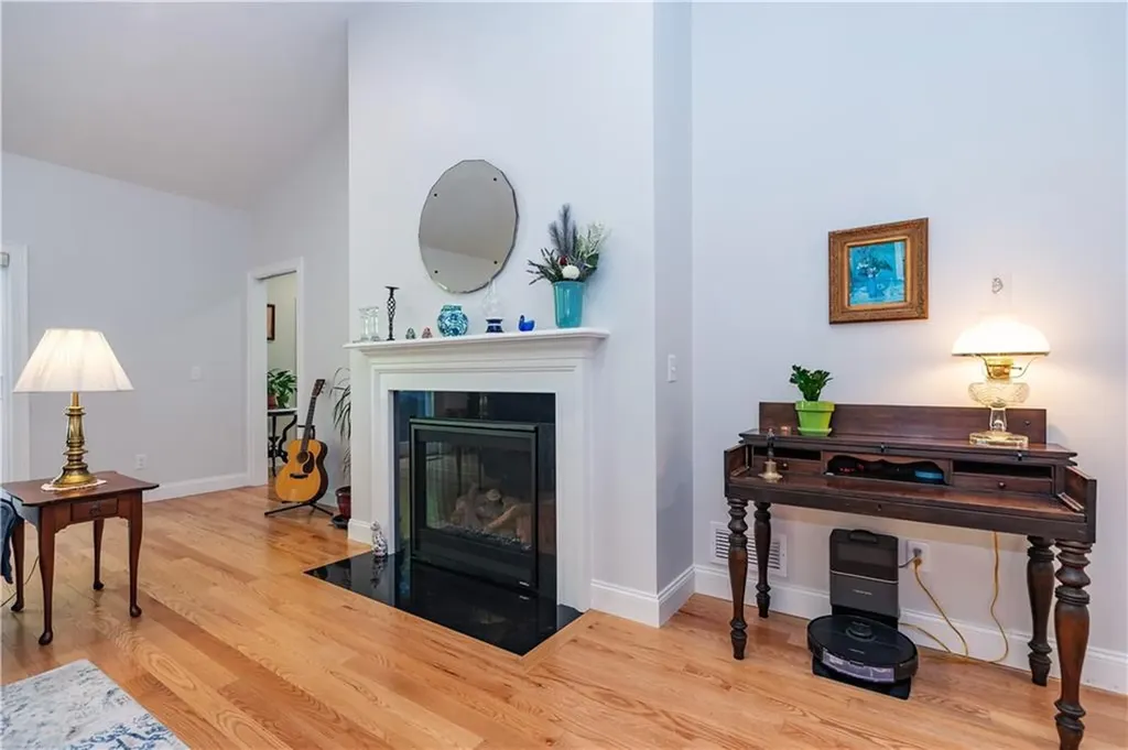 1 Hampton Road Coventry RI 02816