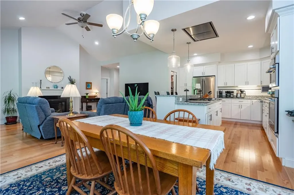 1 Hampton Road Coventry RI 02816