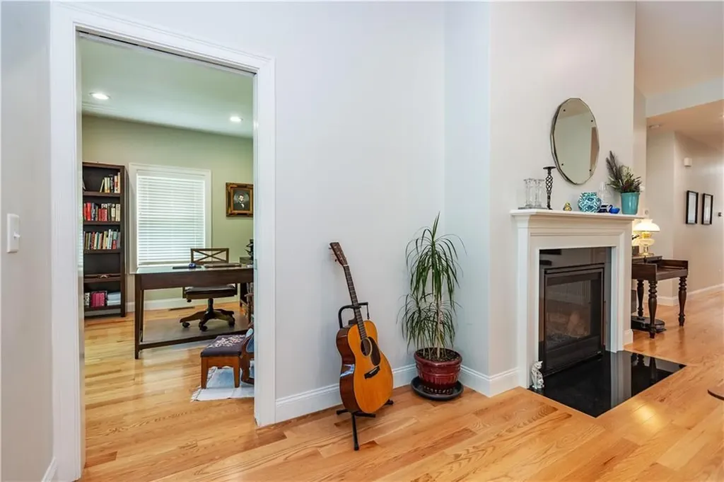 1 Hampton Road Coventry RI 02816