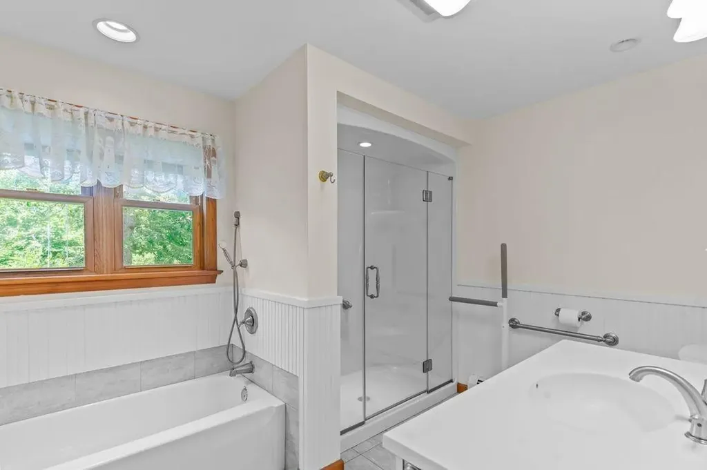 4700 Old Post Road Charlestown RI 02813