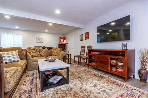 25 Wescott Way Coventry RI 02816