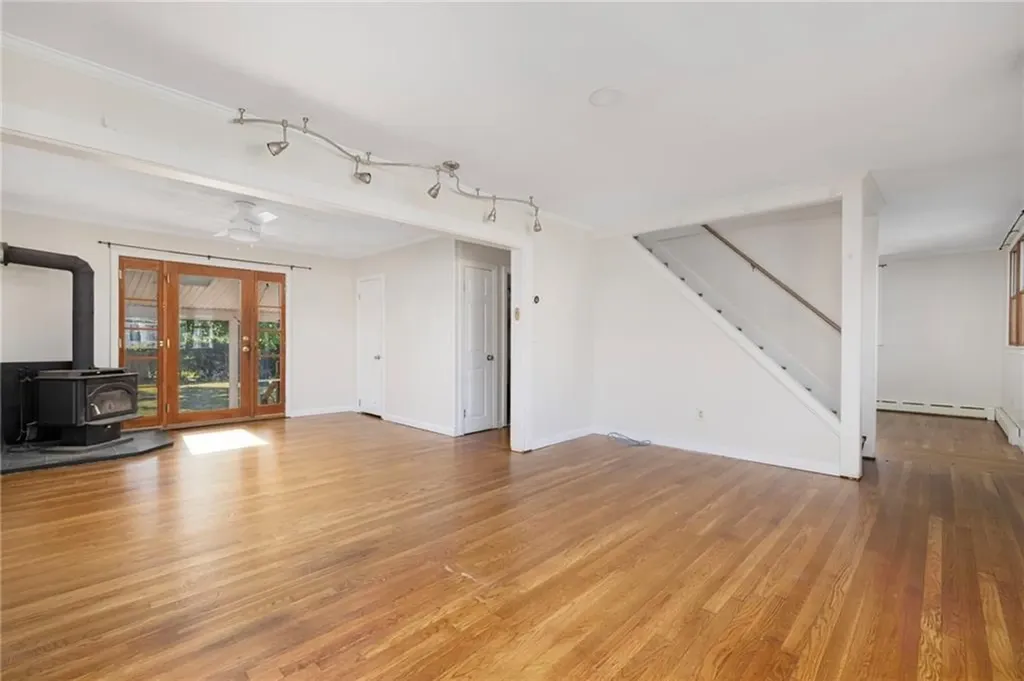 36 N Beacon Terrace Middletown RI 02842