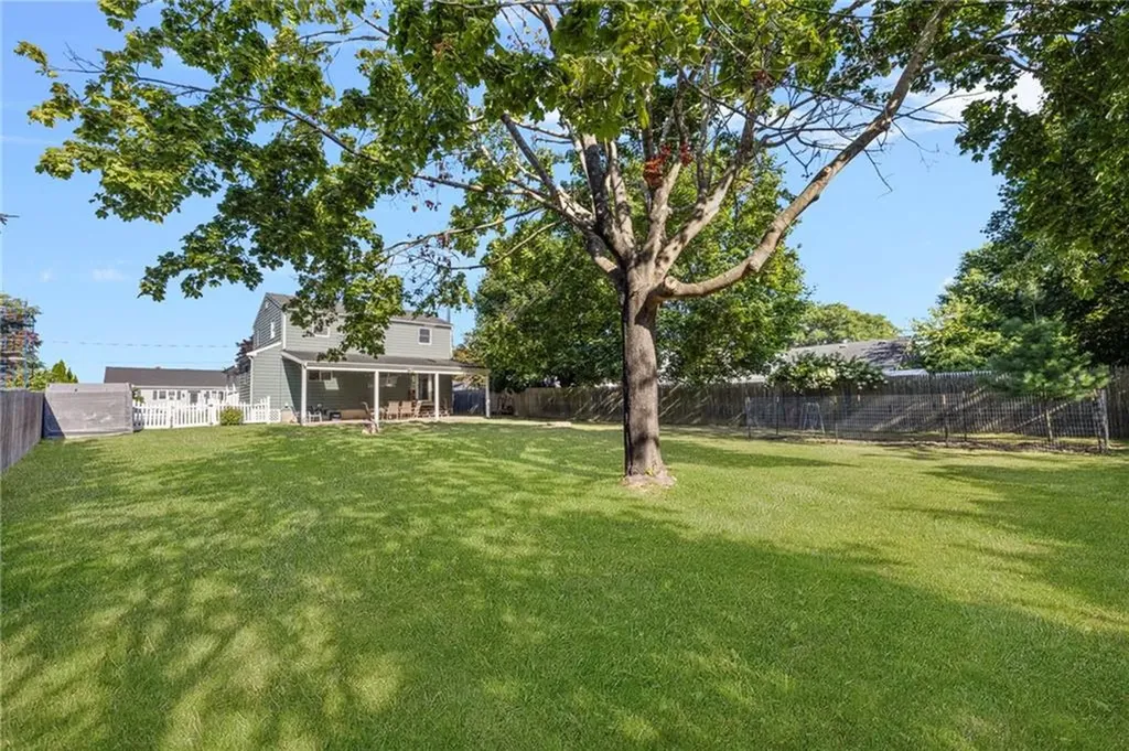 36 N Beacon Terrace Middletown RI 02842