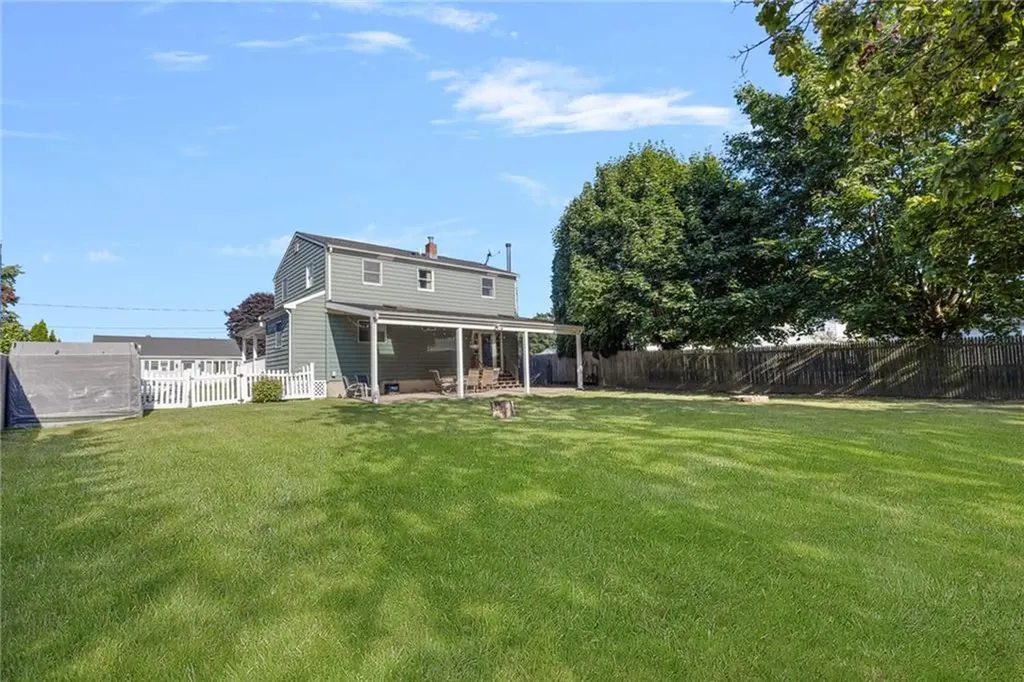 36 N Beacon Terrace Middletown RI 02842