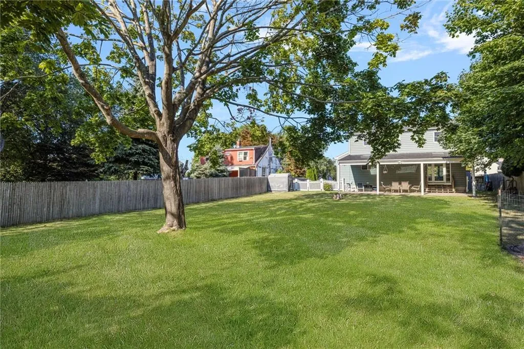 36 N Beacon Terrace Middletown RI 02842