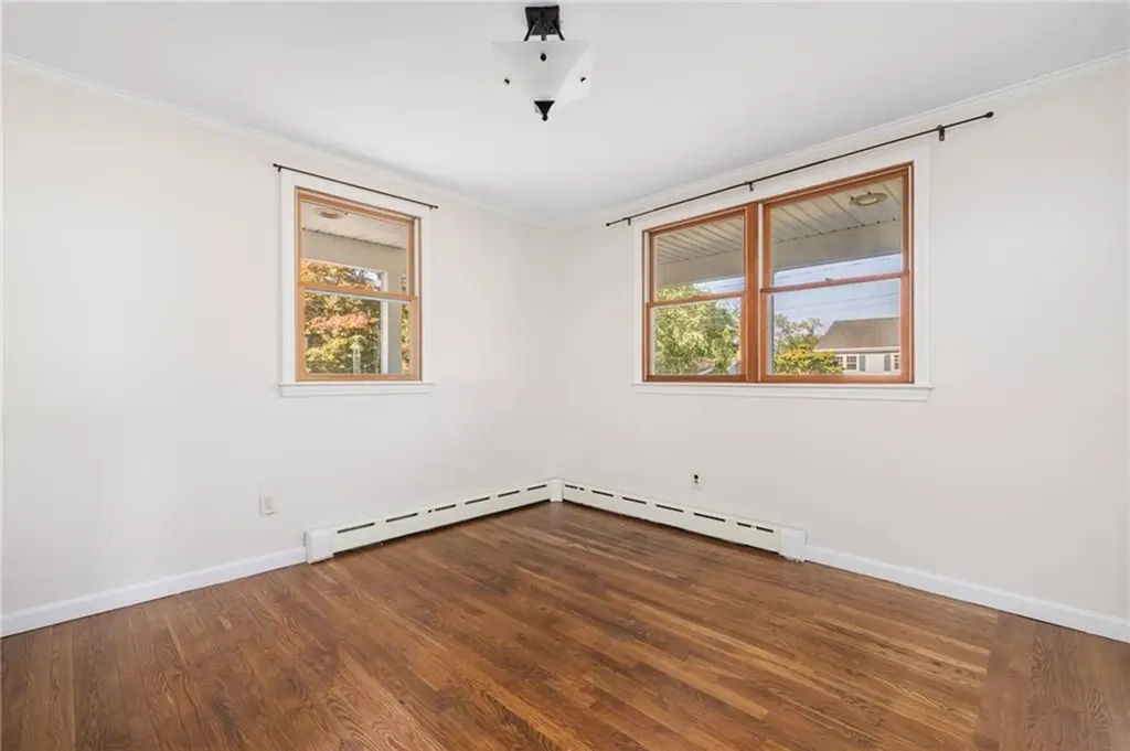 36 N Beacon Terrace Middletown RI 02842