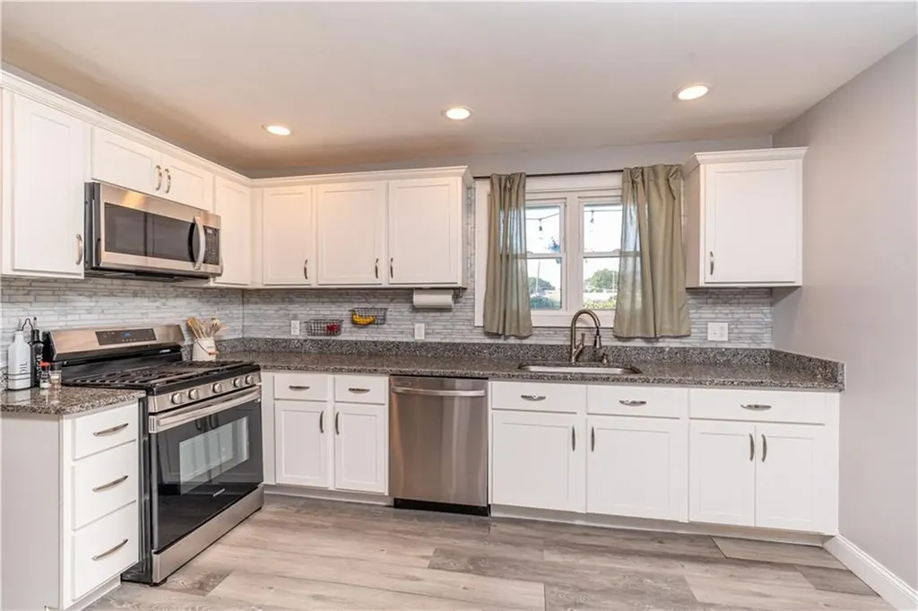 3 Hilltop Street Johnston RI 02919