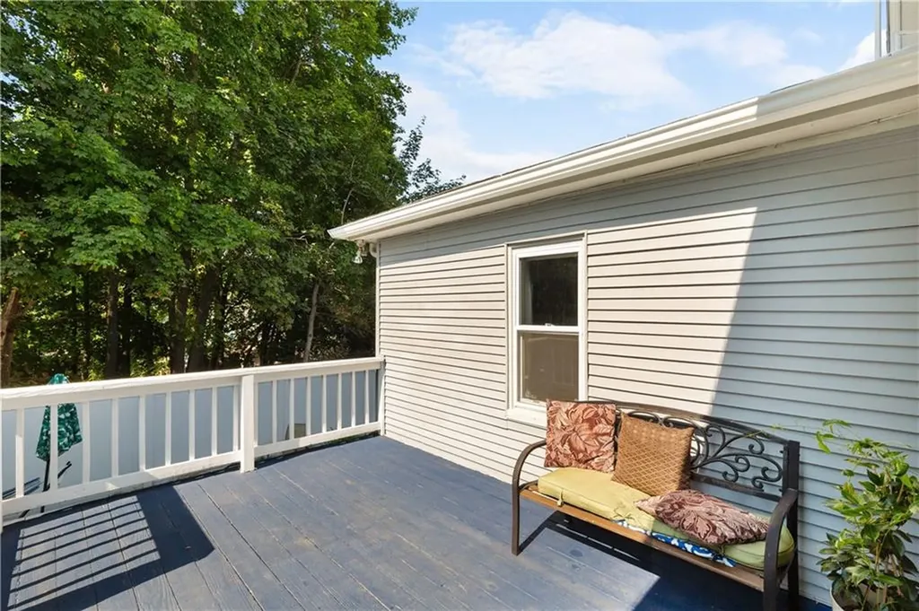 81 85 Summit Avenue West Warwick RI 02893