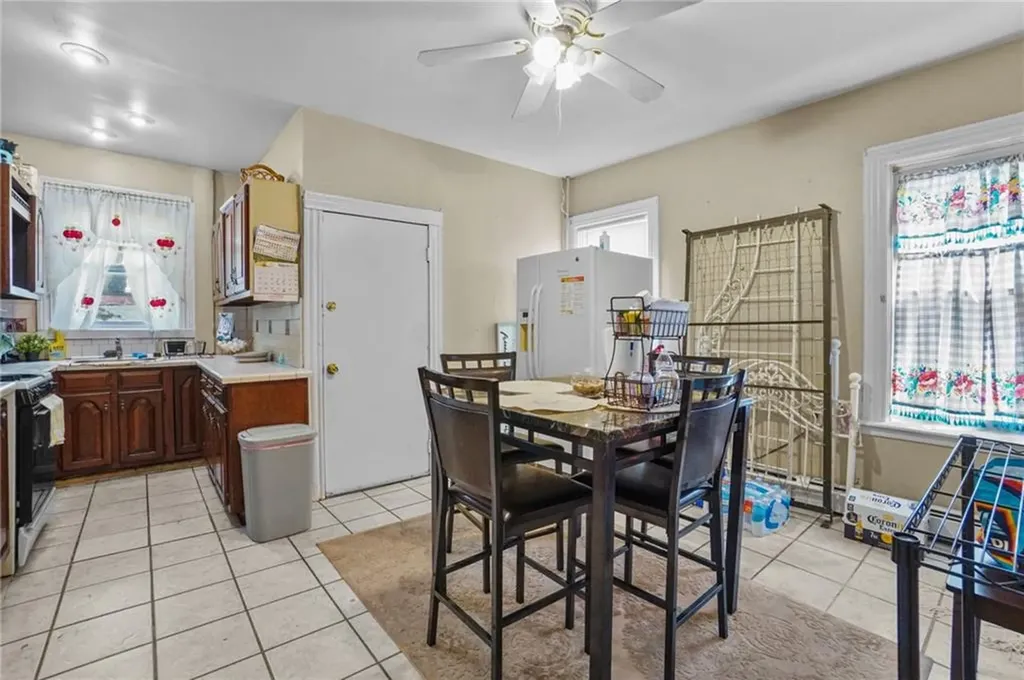39 Felix Street Providence RI 02908