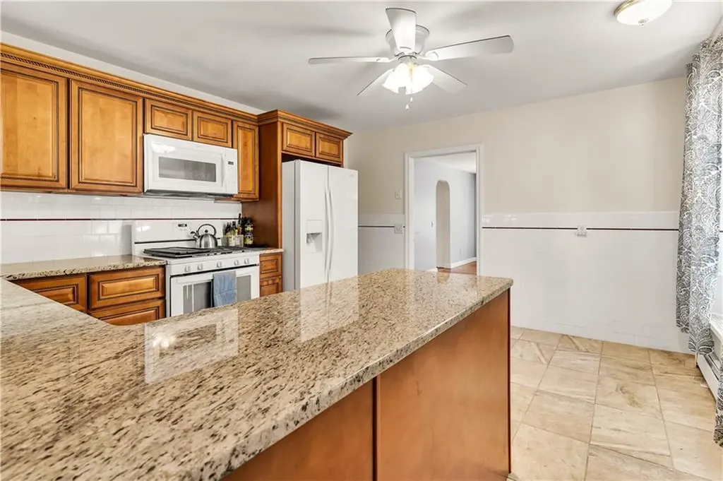 859 Smith Street Providence RI 02908