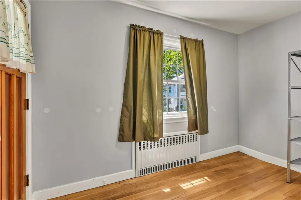 859 Smith Street Providence RI 02908