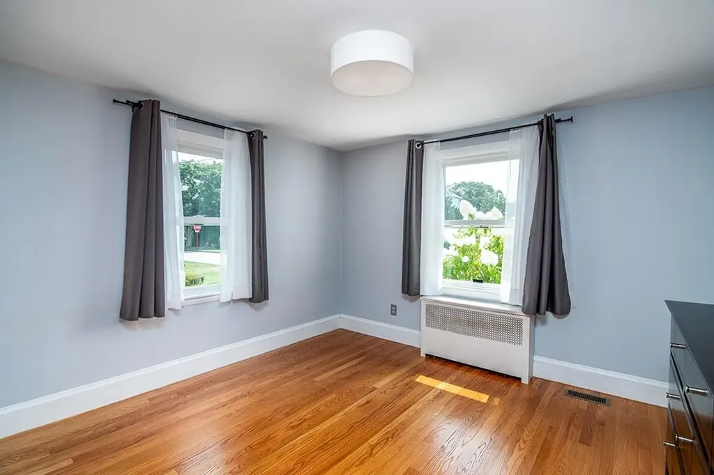 76 Burbank Street Cranston RI 02910