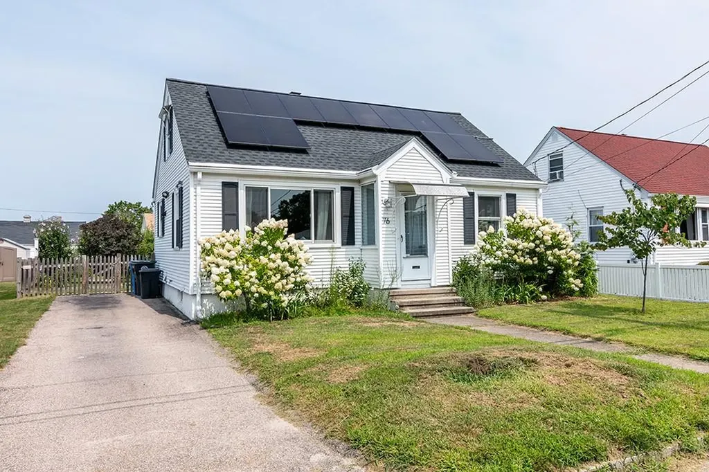76 Burbank Street Cranston RI 02910