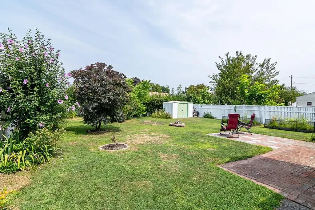 76 Burbank Street Cranston RI 02910