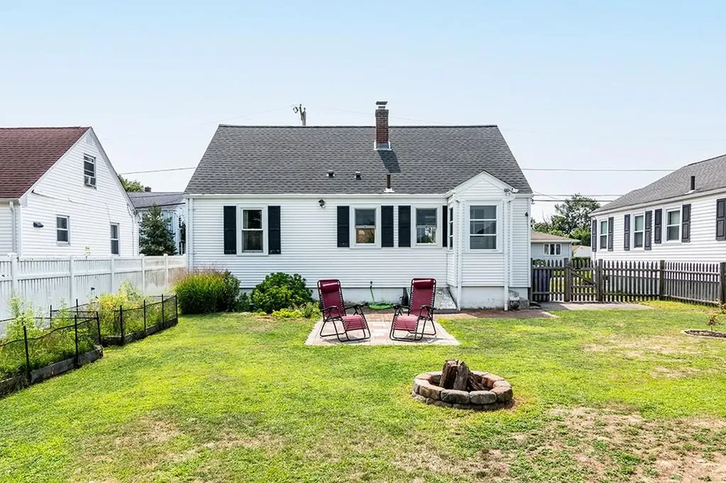 76 Burbank Street Cranston RI 02910