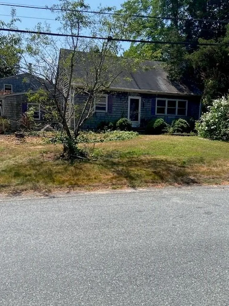 5 Cedar Grove Drive Exeter RI 02822