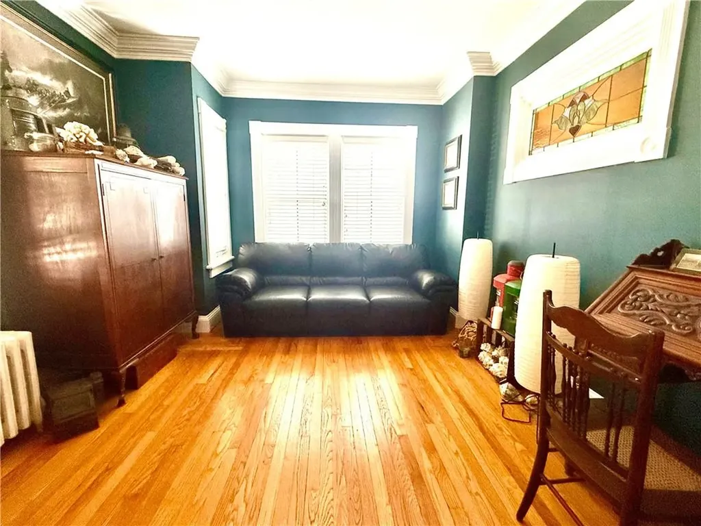 26 Hall Avenue Newport RI 02840