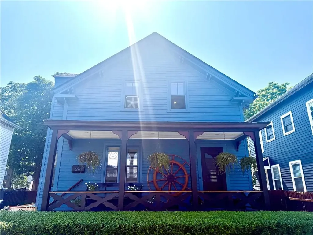 26 Hall Avenue Newport RI 02840