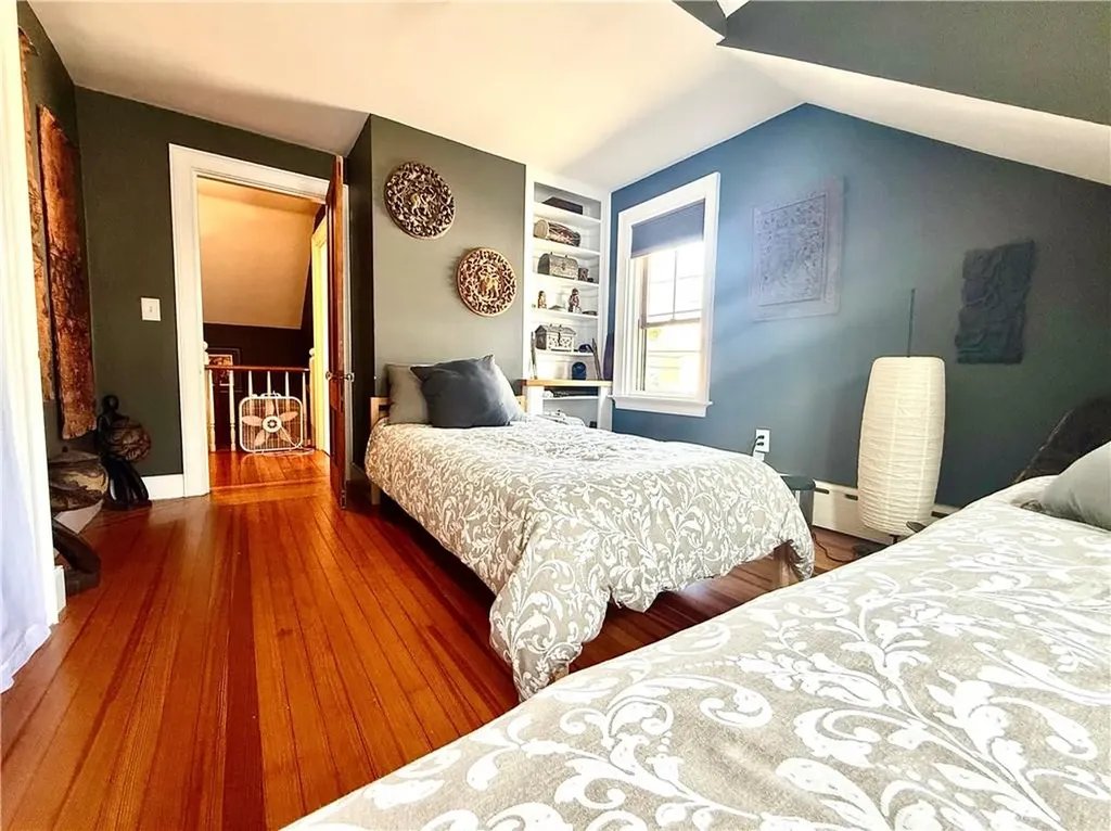 26 Hall Avenue Newport RI 02840