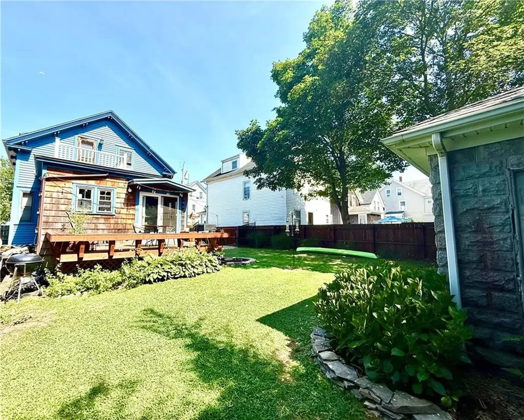26 Hall Avenue Newport RI 02840