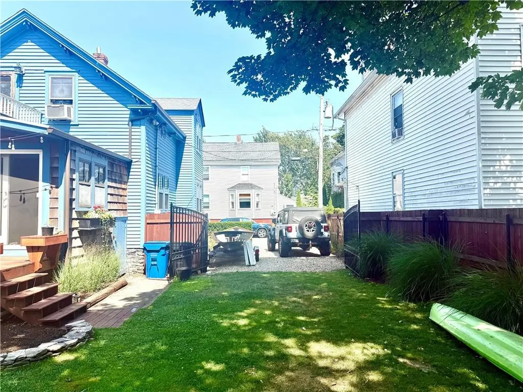 26 Hall Avenue Newport RI 02840