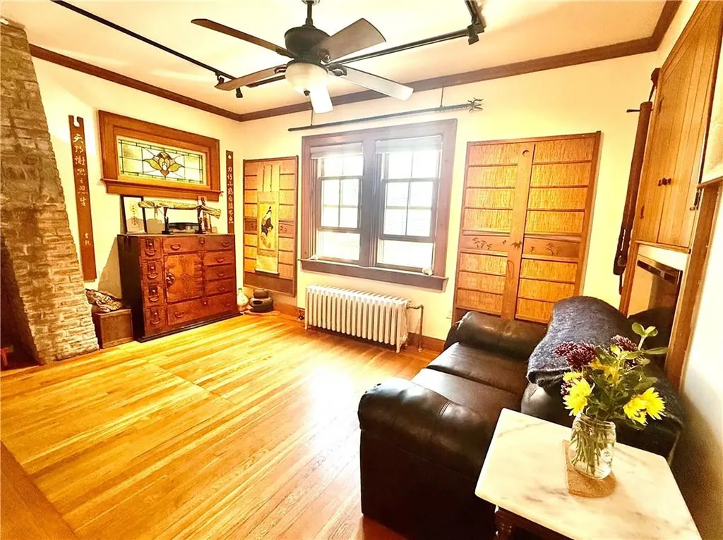 26 Hall Avenue Newport RI 02840