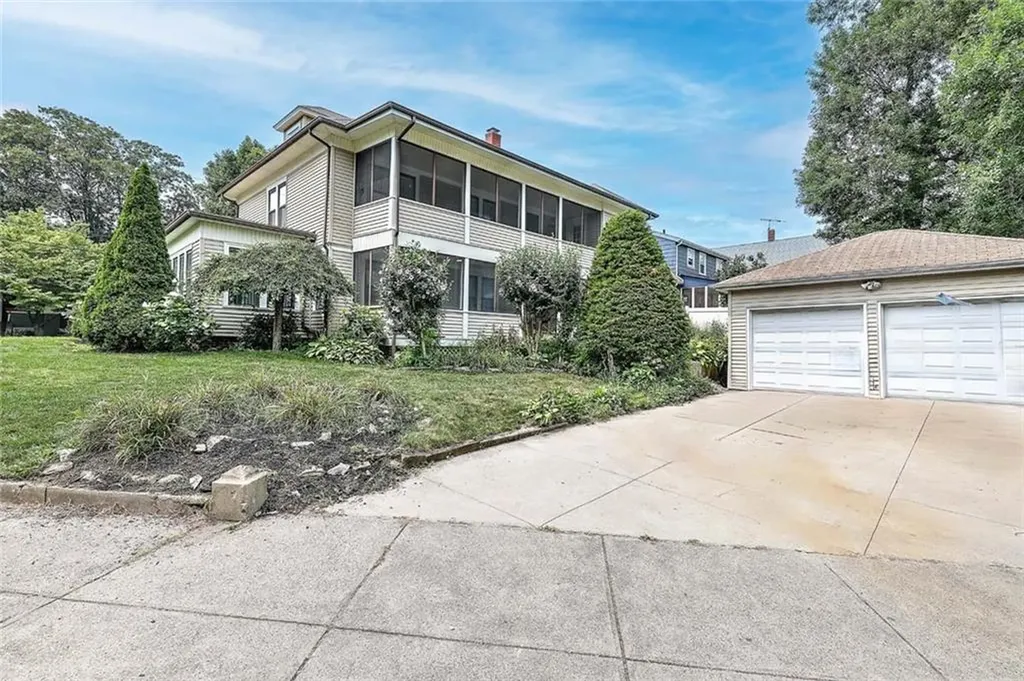 138 Sheffield Avenue Pawtucket RI 02860