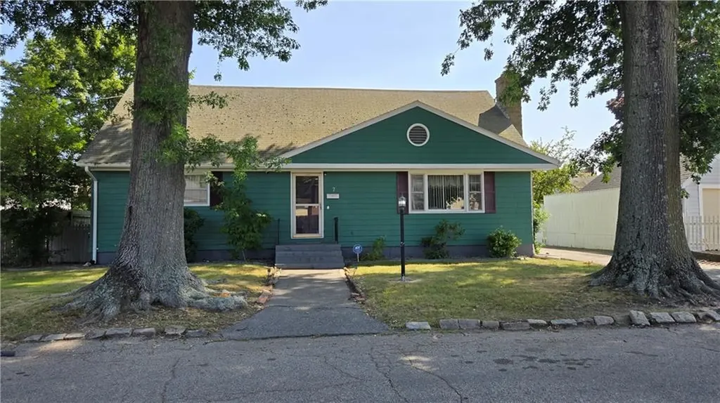 7 Eliza Street Providence RI 02909