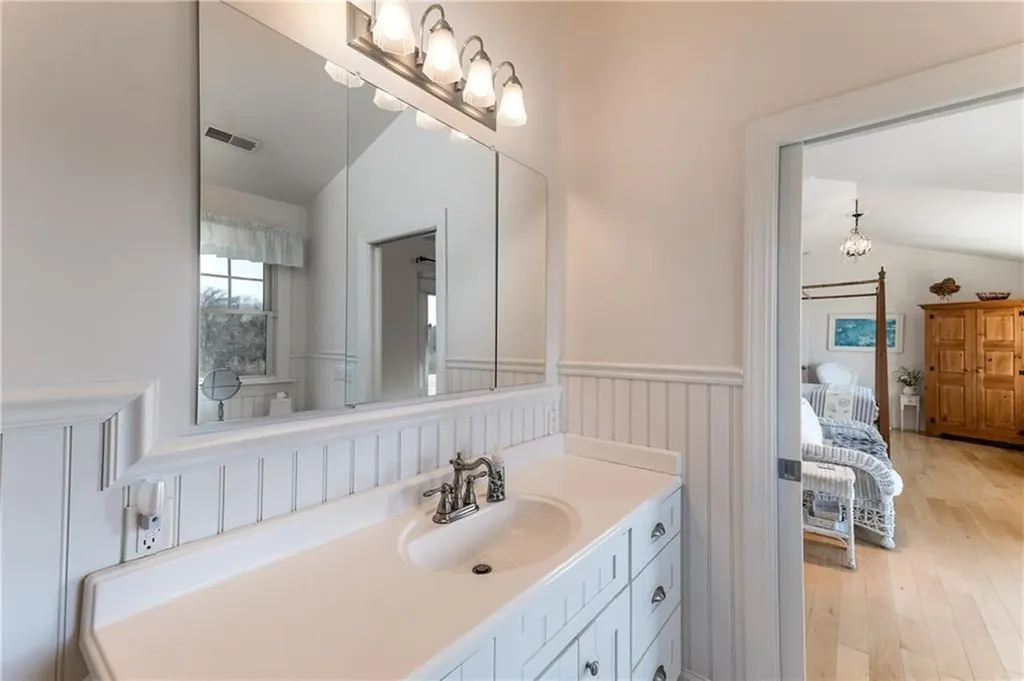 56 Marine Drive Narragansett RI 02882