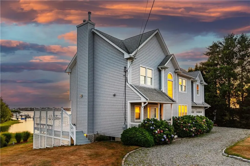 56 Marine Drive Narragansett RI 02882