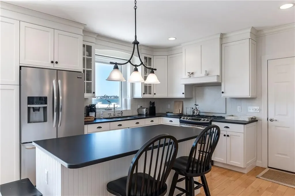 56 Marine Drive Narragansett RI 02882