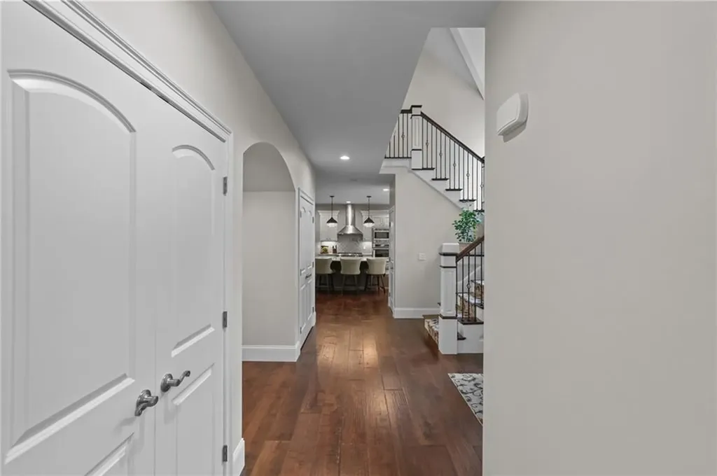 1004 Great Road Lincoln RI 02865