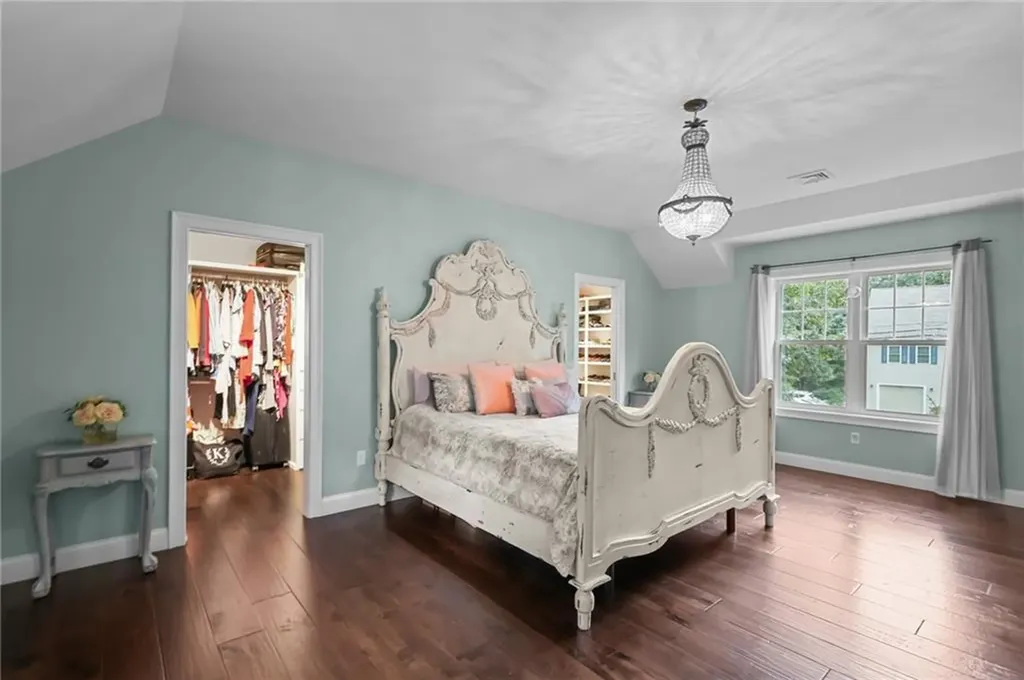 1004 Great Road Lincoln RI 02865