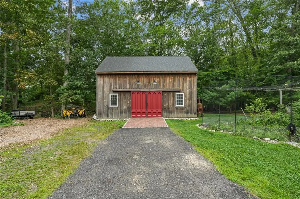 1004 Great Road Lincoln RI 02865