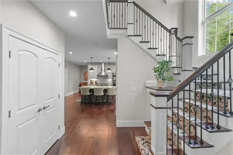 1004 Great Road Lincoln RI 02865