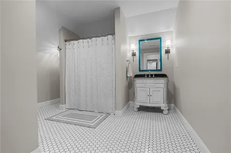 1004 Great Road Lincoln RI 02865