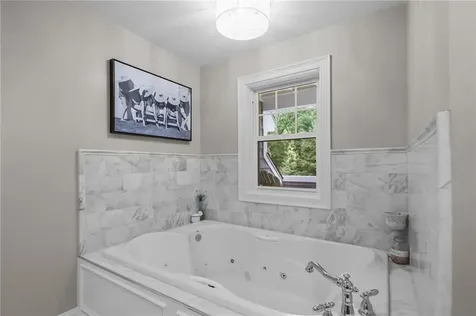 1004 Great Road Lincoln RI 02865