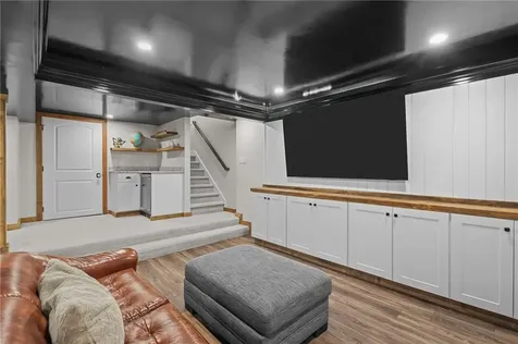 1004 Great Road Lincoln RI 02865