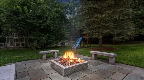 1004 Great Road Lincoln RI 02865