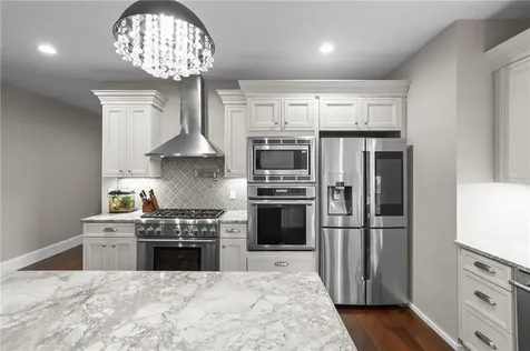 1004 Great Road Lincoln RI 02865