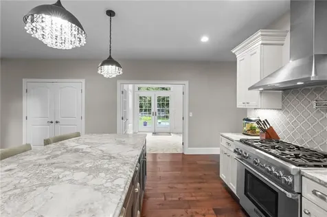 1004 Great Road Lincoln RI 02865