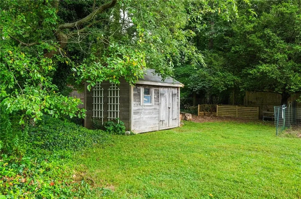 671 County Road Barrington RI 02806