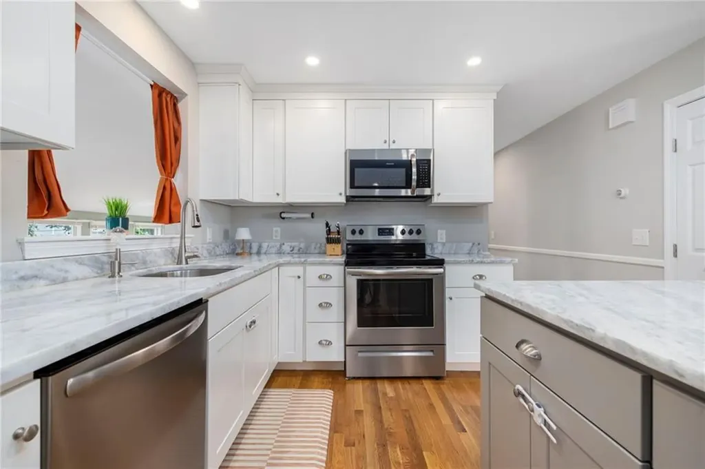 145 Ashley Street Cranston RI 02920