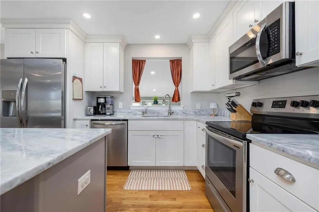 145 Ashley Street Cranston RI 02920