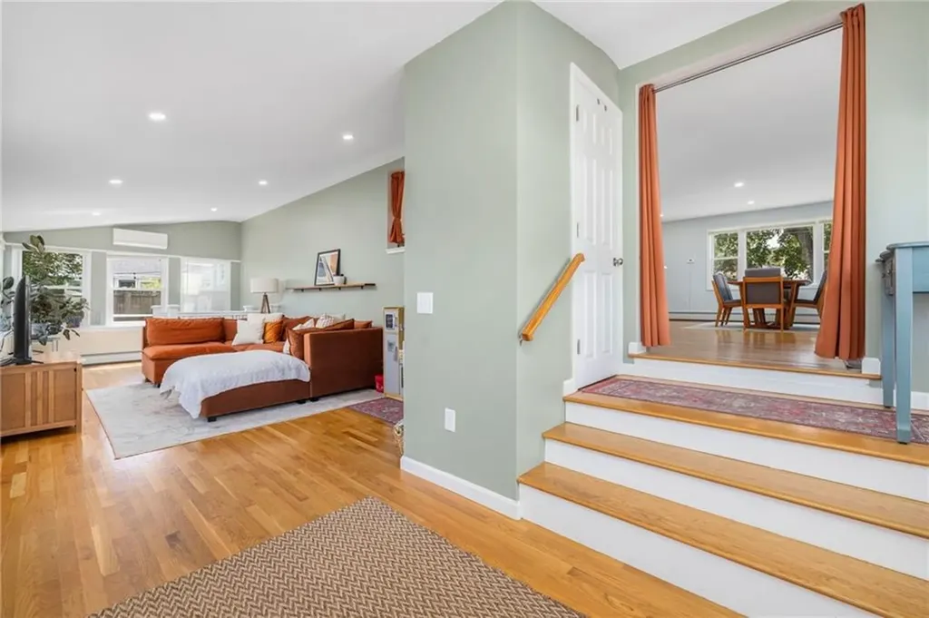 145 Ashley Street Cranston RI 02920