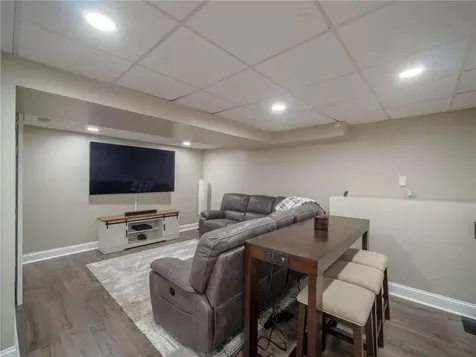 87 Morningside Drive North Kingstown RI 02852